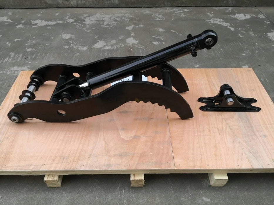 Bedrock Attachments – 2 Teeth Hydraulic Excavator Thumb Fits CAT 307 308 50mm