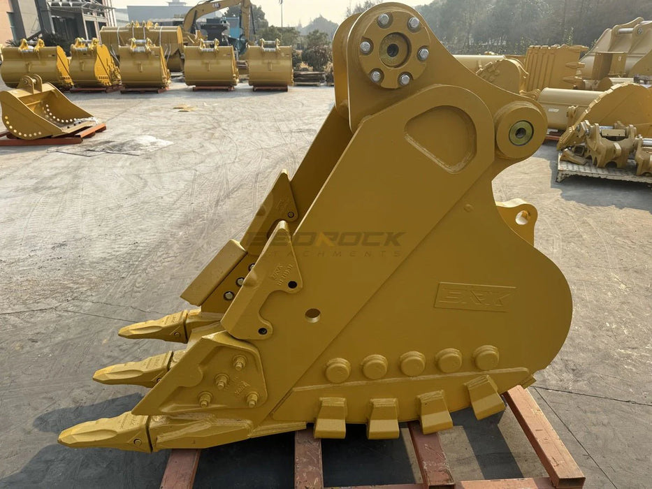 Bedrock Attachments – 30" Heavy Duty Excavator Bucket Fits CAT 330 Excavator D Linkage