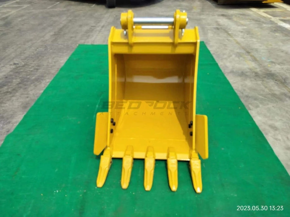 Bedrock Attachments – CAT Backhoe Loader 416C-442D Bucket GP Bucket