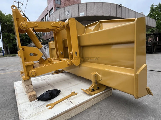 Bedrock Attachments – Lift Group Fits John Deere 