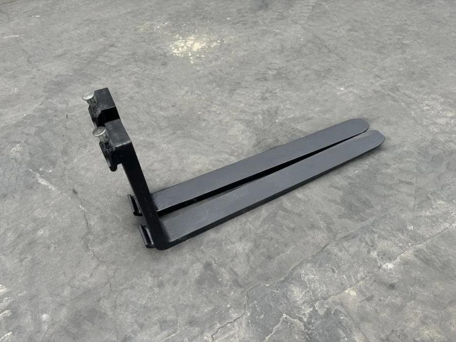 Bedrock Attachments – 50" Skid Steer Loader General Purpose Fork Carriage